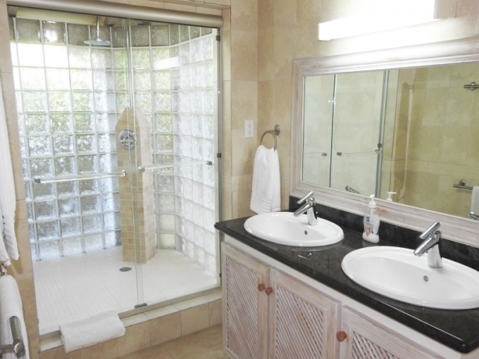 Bathroom111