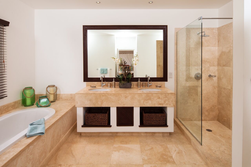 Bathroom16