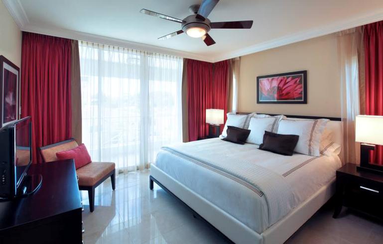 OceanTwo_Bedroom1