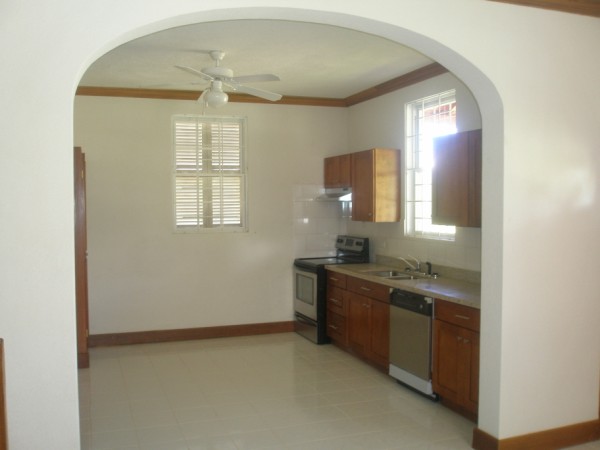 P92327225