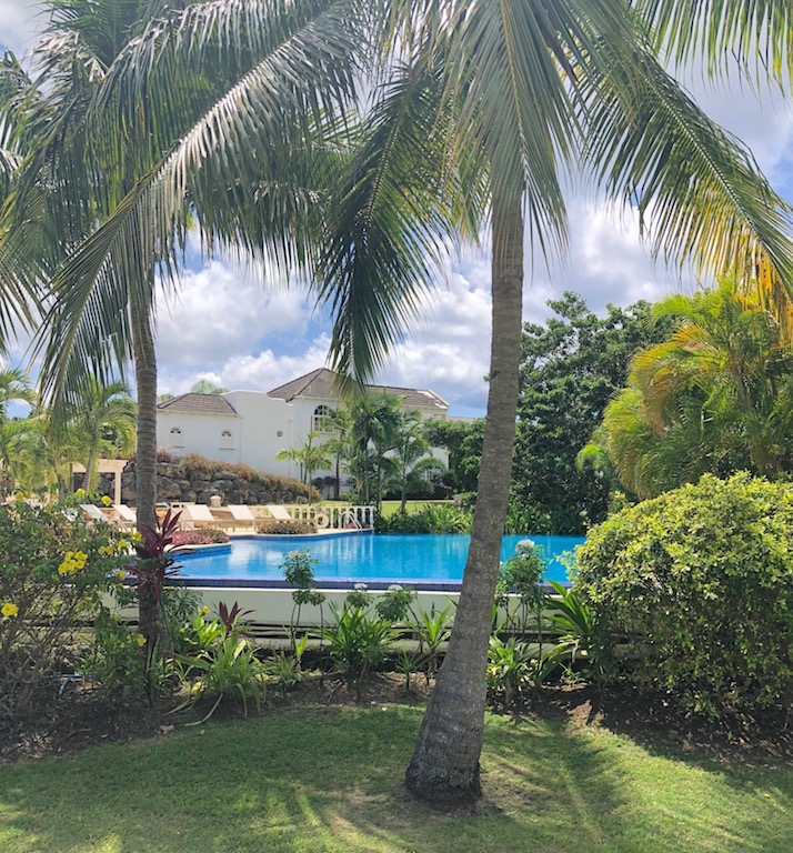 Pool18